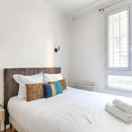 2br Montmartre Chapelle Apartment *